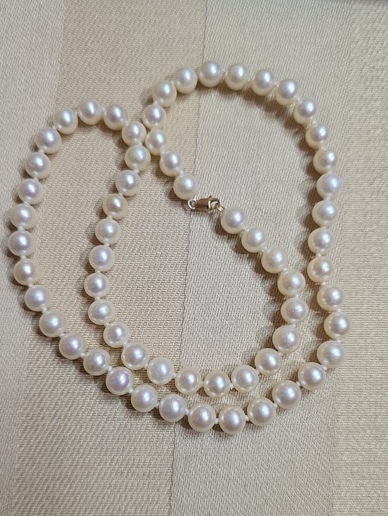 saltwater pearls Jewelry - 14K SALTWATER CULTURED PEARLS 18 INCHES BEAUTIFUL LUSTER 6.3 MM